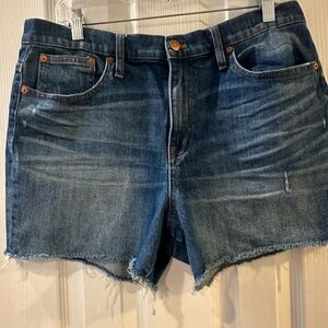 Madewell size 31 high-rise denim shorts in perfect condition
